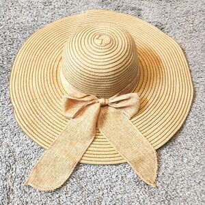 Sun Hat Floppy Outdoors Gardening Vacation Beach